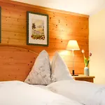 Schnitzhof 3*