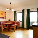 Schnitzhof Pensjonat Abtenau