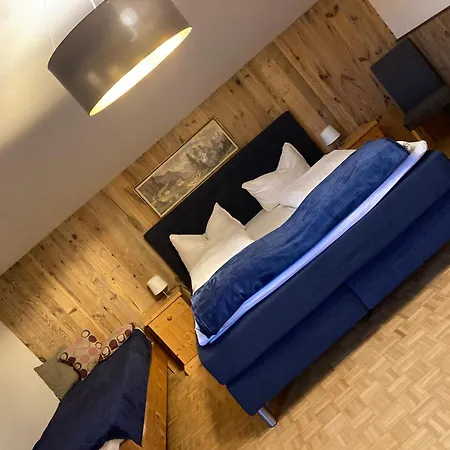 Schnitzhof Guest house 3*