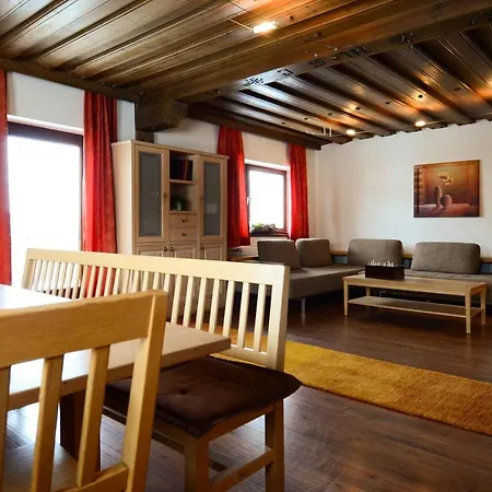 Schnitzhof 3* 阿布特瑙